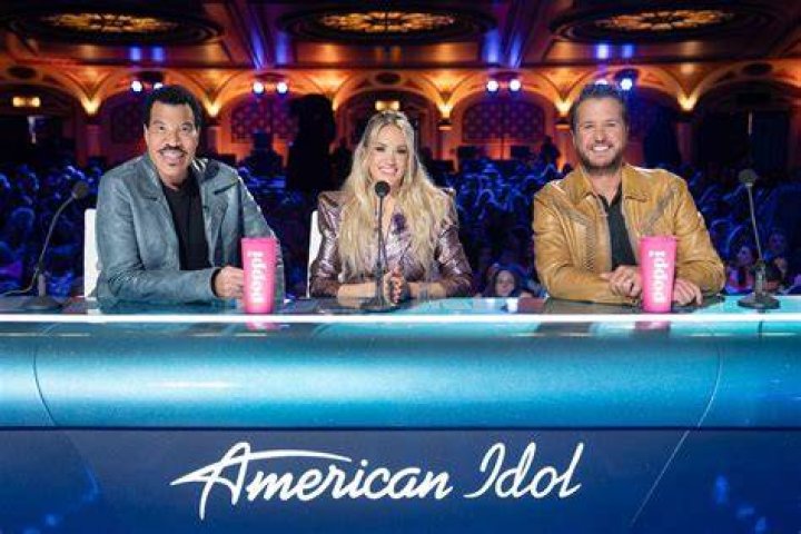 Where Is Luke Bryan On ‘American Idol’s April 12 Episode? – Hollywood Life