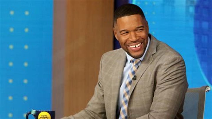 Where Is Michael Strahan on ‘Good Morning America’? Why He’s Out – Hollywood Life