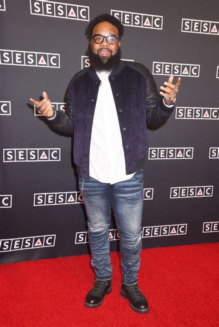 Who Is Blanco Brown? 5 Things To Know About Singer Injured In Collision – Hollywood Life