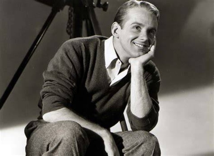 Who Is Bob Fosse? 5 Things About Late Broadway Director/Choreographer – Hollywood Life