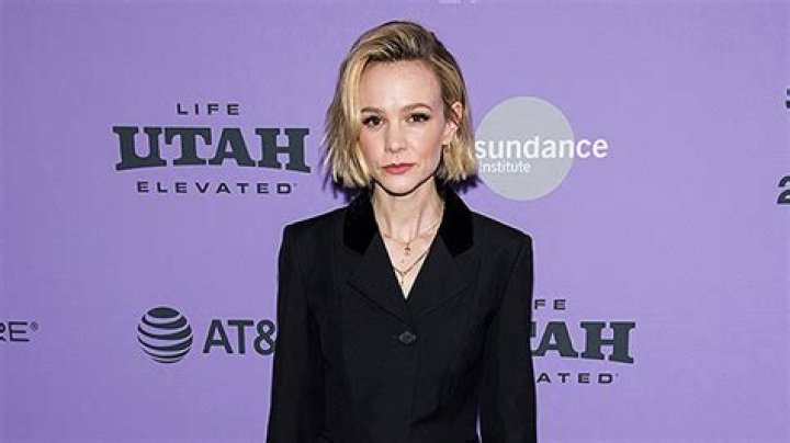 Who Is Carey Mulligan? 5 Things About The British Actress – Hollywood Life