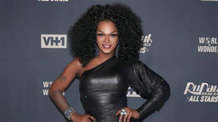 Who Is Chi Chi DeVayne? ‘Drag Race’ Star Dead At Age 34 – Hollywood Life
