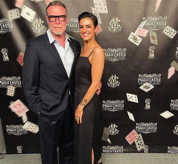 Who Is Dean McDermott’s Girlfriend? What We Know About Lily Calo – Hollywood Life