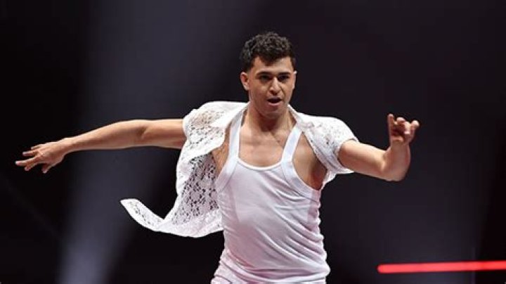 Who Is Ezra Sosa on ‘DWTS’ Season 32? – Hollywood Life