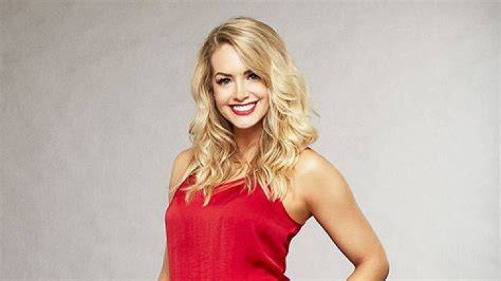 Who Is Jenna Cooper? About The ‘Bachelor In Paradise’ Contestant – Hollywood Life