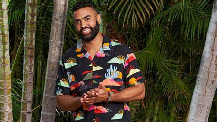 Who Is Justin Glaze? Facts About ‘Bachelor in Paradise’ Star – Hollywood Life