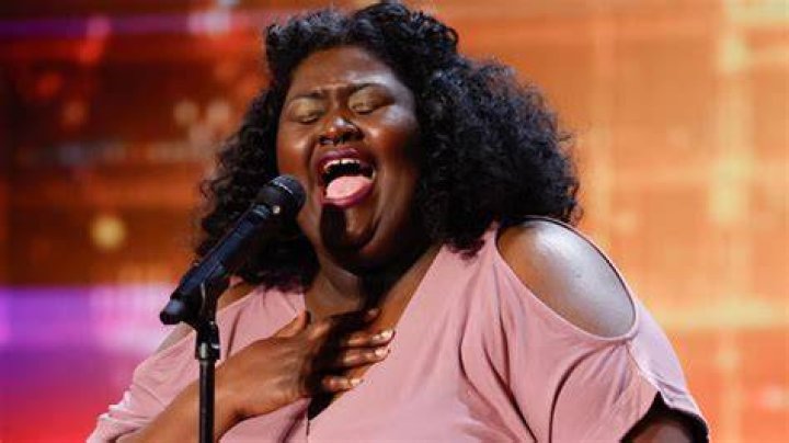 Who Is Lachuné? Get To Know The Talented ‘AGT’ Season 18 Singer – Hollywood Life
