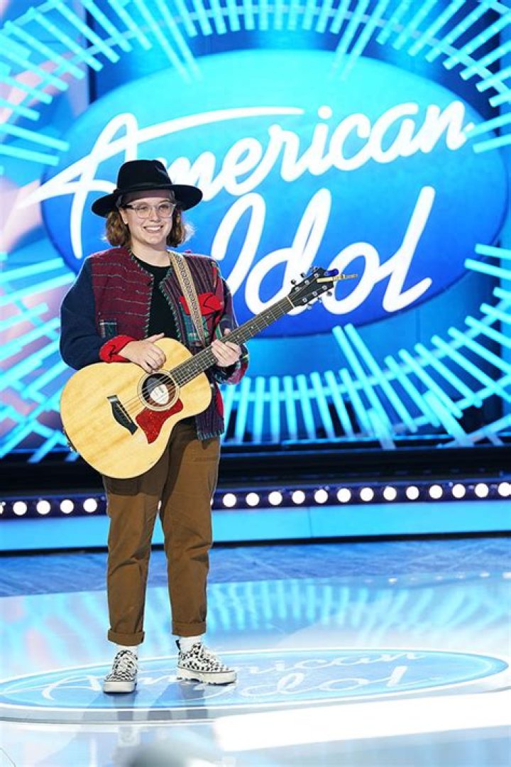 Who Is Leah Marlene? About The ‘American Idol’ Season 20 Contestant – Hollywood Life