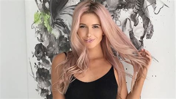 Who Is Mariah Coogan? Facts On Instagram Model Killed In Plane Crash – Hollywood Life