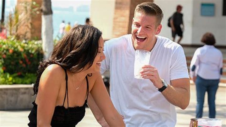 Who Is Matt Donald? 5 Things About ‘Bachelor In Paradise’ Contestant – Hollywood Life