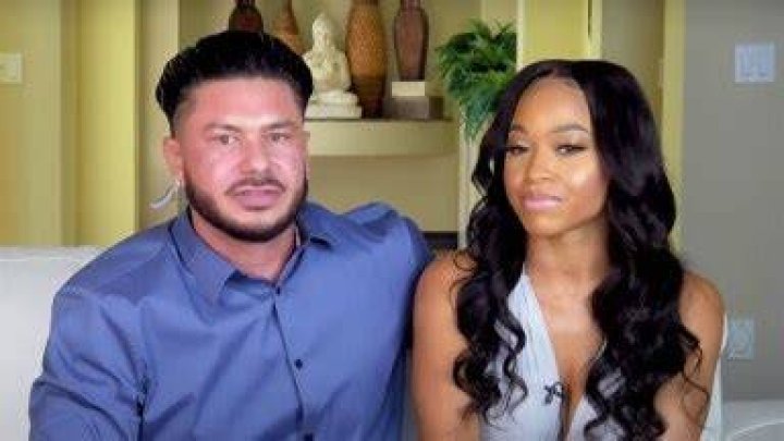 Who Is Nikki Hall? 5 Things To Know About Pauly D’s Girlfriend – Hollywood Life