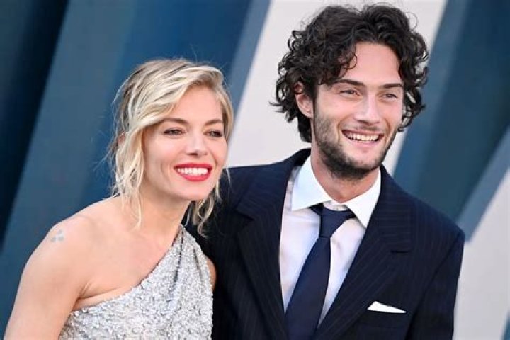Who Is Oli Green? All About Sienna Miller’s Boyfriend – Hollywood Life