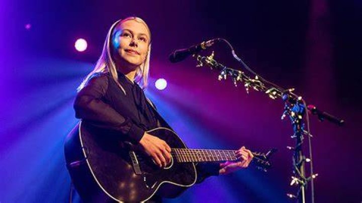 Who Is Phoebe Bridgers? 5 Things About The Singer-Songwriter – Hollywood Life