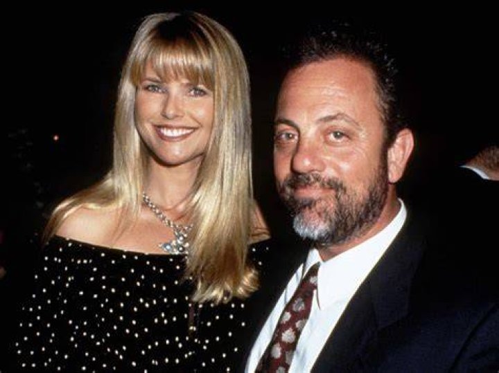 Who Is Sailor Brinkley Cook? — About Christie Brinkley’s Daughter – Hollywood Life