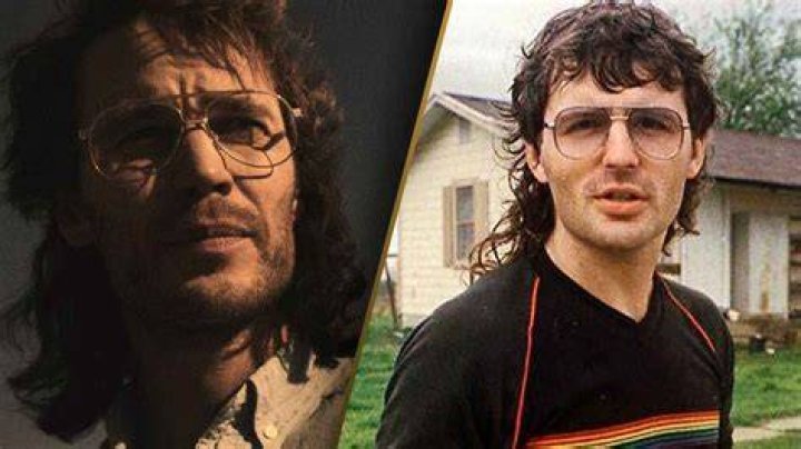 Who Is Steve Schneider? About David Koresh’s Right-Hand Man – Hollywood Life