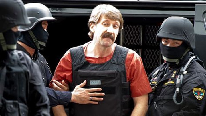 Who Is Viktor Bout? What To Know About Russian Arms Dealer – Hollywood Life
