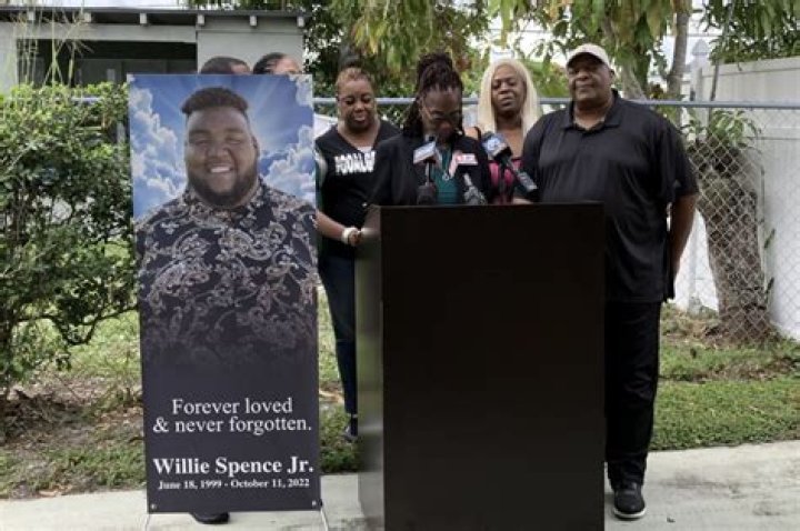 Who Is Willie Spence? Facts About ‘American Idol’ Star Reportedly Dead – Hollywood Life