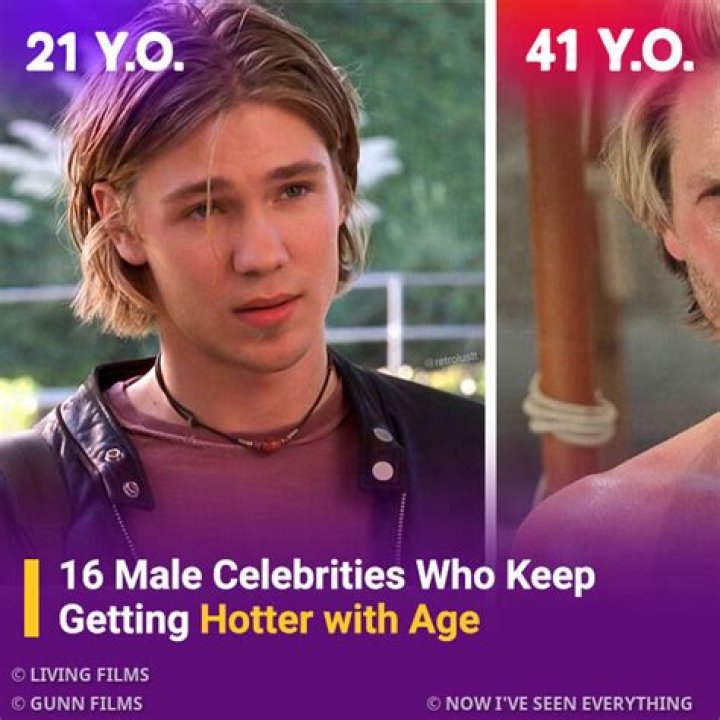 Who Takes Hotter Photos? – Hollywood Life