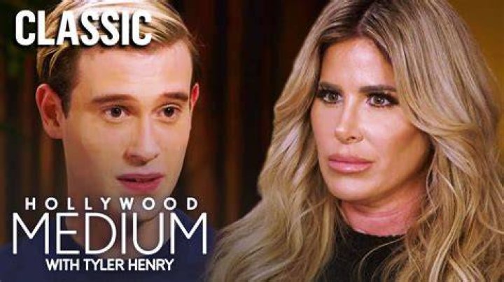 Why Did Kim Zolciak Have A Stroke? — Doctor Explains – Hollywood Life