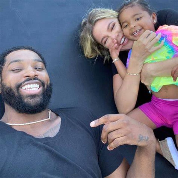 Why It Was A ‘No Brainer’ For Khloe Kardashian To Spend Christmas With Tristan Thompson In Boston