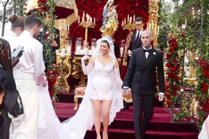 Why Kourtney Kardashian & Travis Barker Are Filming Italy Wedding For ‘The Kardashians’