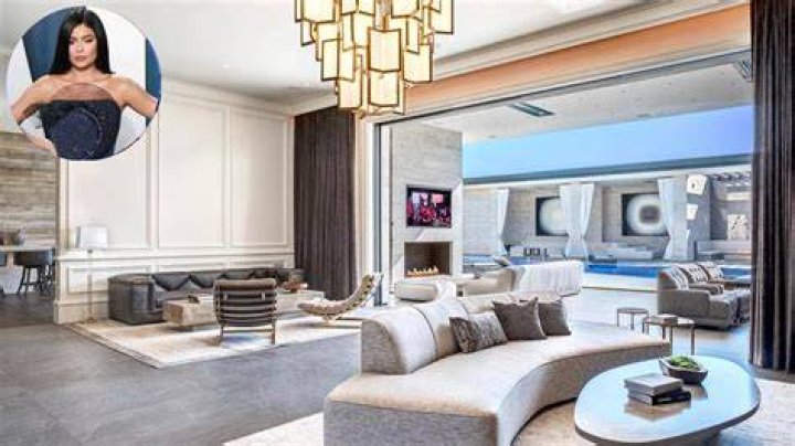 Why Kylie Jenner Splurged On New $36.5 Million Mansion In ‘The Heart Of LA’