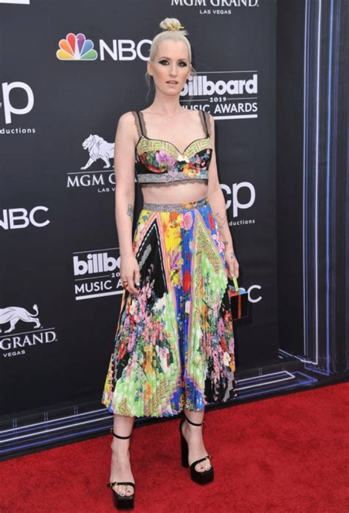 Worst Billboard Awards Dresses 2019 — See Wacky Red Carpet Fashion