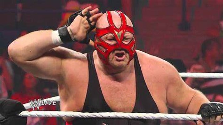 WWE & WCW Legend Dies From Pneumonia – Hollywood Life