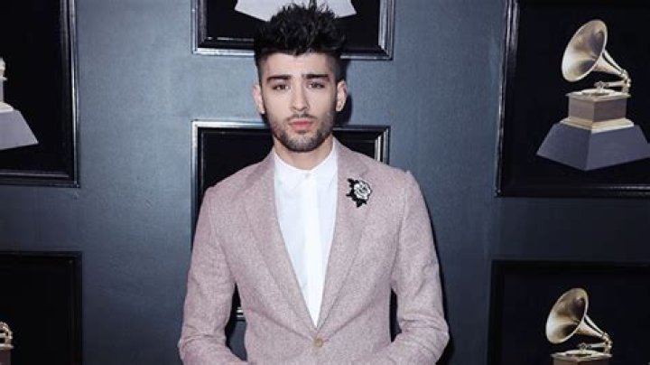 ZAYN Returns With ‘Love Like This’ – Hollywood Life