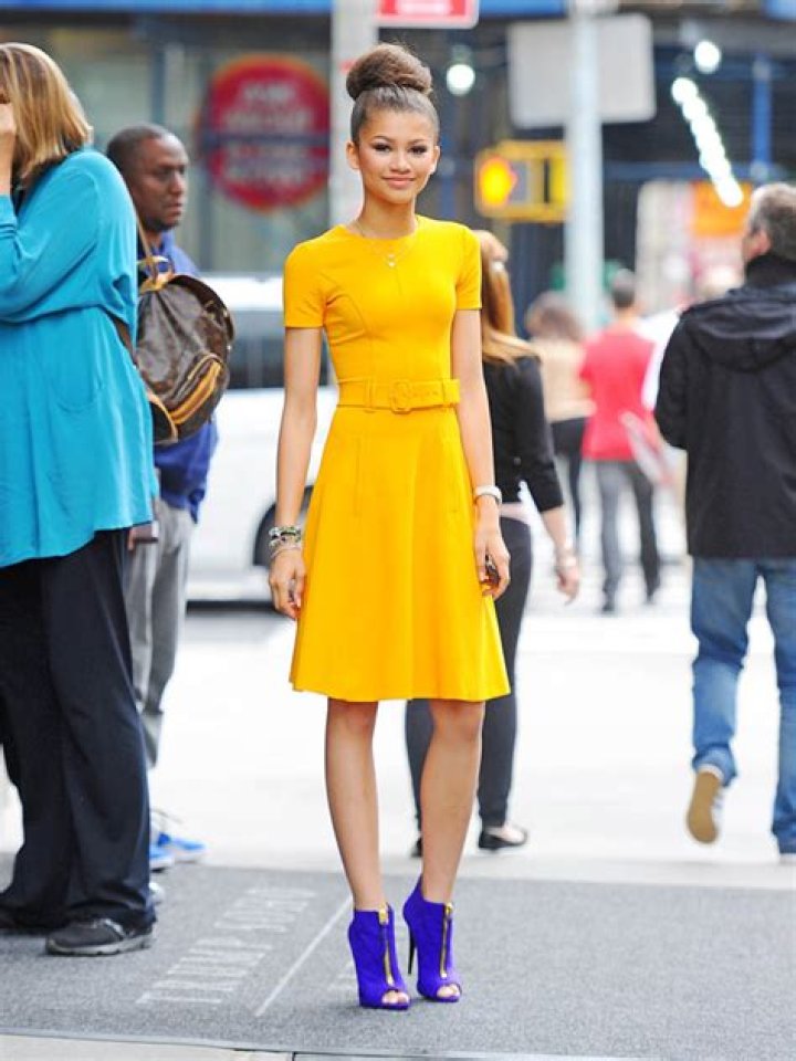 Zendaya Coleman Shows Off Gorgeous New Look In A Yellow Dress