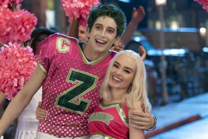 ‘Zombies 3’s Milo Manheim & Meg Donnelly On A Fourth Movie & More – Hollywood Life